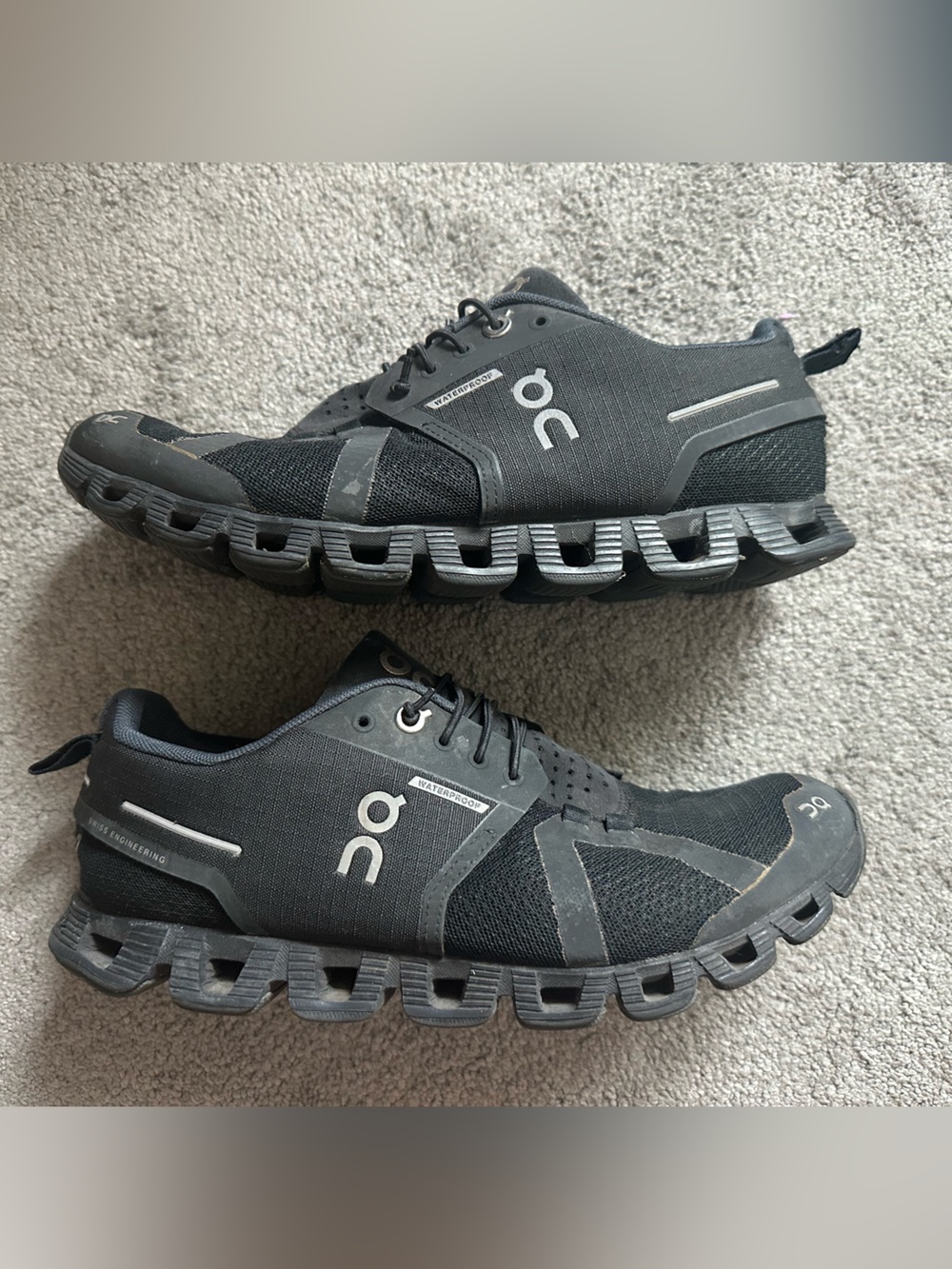 On Running On Cloud Black Athletic Shoes Women’s Size 8 - Picture 3 of 11
